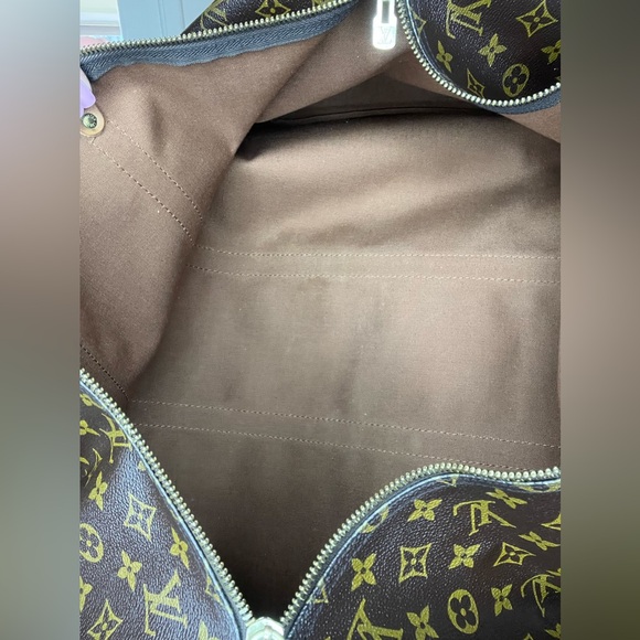 Louis Vuitton Keepall 55 Duffel Travel Bag - Picture 9 of 15